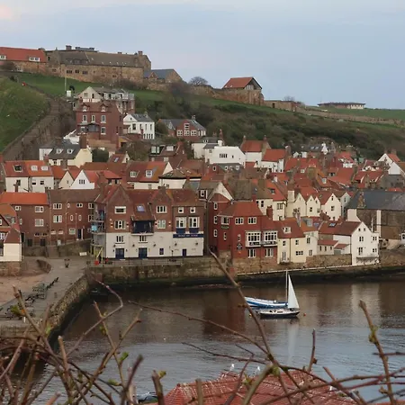 度假居 Ann's Mews 惠特比